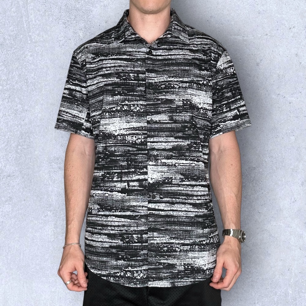 Lululemon Airing Easy Button Up Shirt - Picture 2 of 6